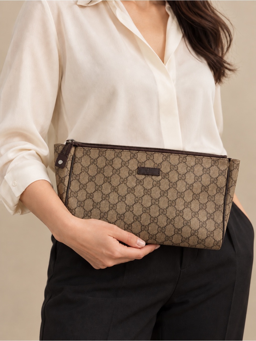 Gucci Beige & Brown Monogram Canvas Men's Toiletry Bag